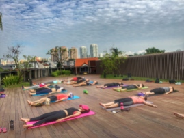 rooftop yoga singapore_11 Jun