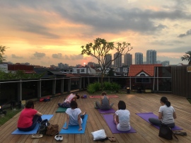 rooftop yoga singapore_13 Sep
