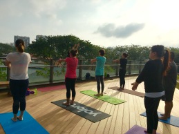 rooftop-yoga-singapore_19-feb_2